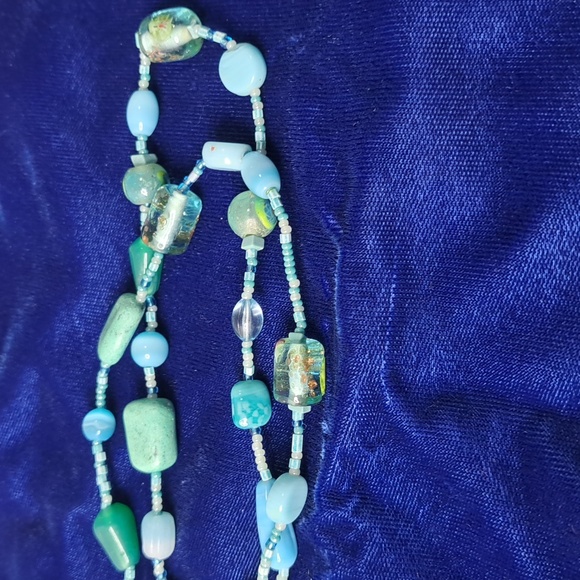 Green/ Blue Glass & Stone Beaded Necklace & Earrings - Picture 10 of 11